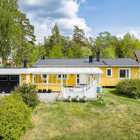 3Bdr Close To Nature A Beautiful Home Lake Nearby Uppsala Exteriör bild